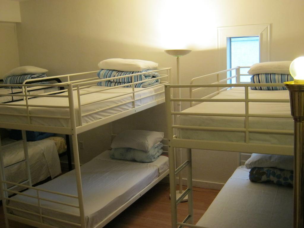 Kelowna Okanagan Lake Hostel Eksteriør billede